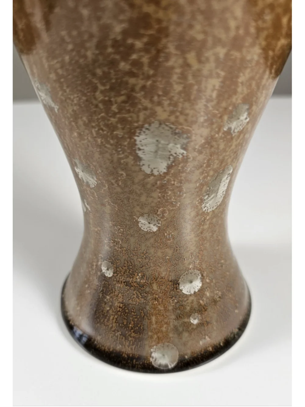 Ernie Ernie Miller Crystalline Glaze Studio Art Pottery Vase 2006 Signed 10.75